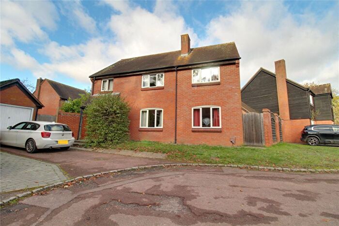 4 Bedroom Detached House For Sale In Heron Park, Lychpit, Basingstoke, Hampshire, RG24