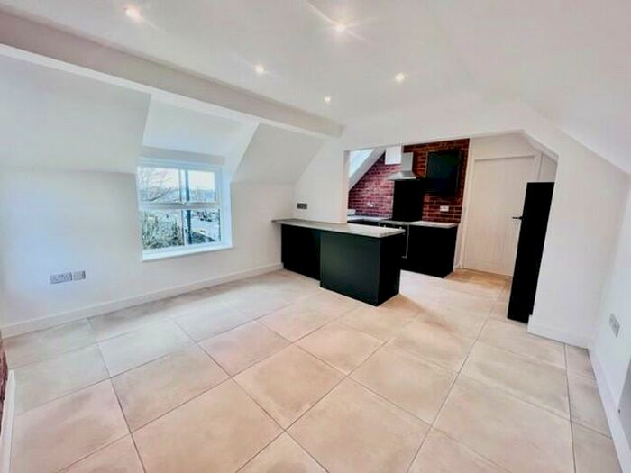 1 Bedroom Apartment To Rent In Railway Road, Urmston, M41