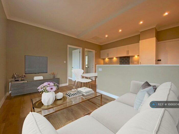 1 Bedroom Flat To Rent In Anchor House, Barnstaple, EX31