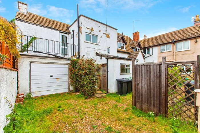 5 Bedroom Cottage For Sale In Pleasant Row, Woodford, Kettering, NN14