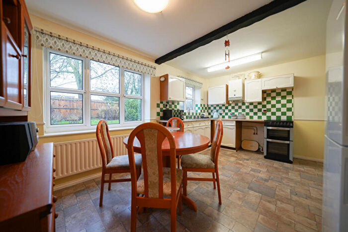 3 Bedroom Detached House For Sale In Timberwood Drive, Groby, Leicester, Leicestershire, LE6 - Photo 2