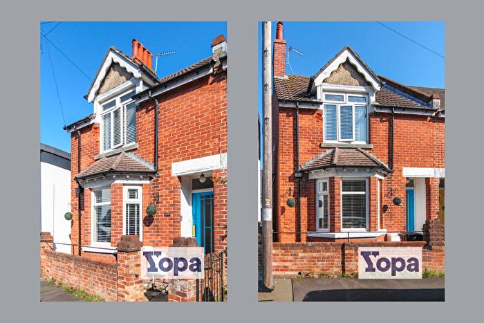 3 Bedroom Semi Detached House For Sale In Hanbury Road, Swanage, BH19