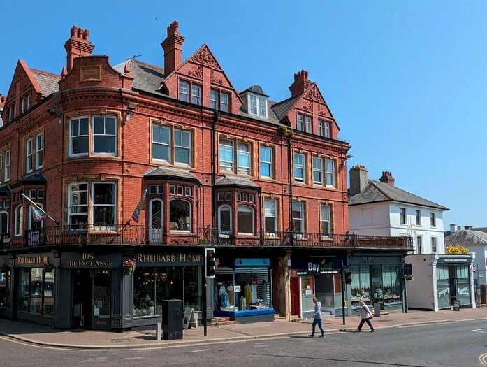1 Bedroom Flat To Rent In Church Street, Malvern, WR14