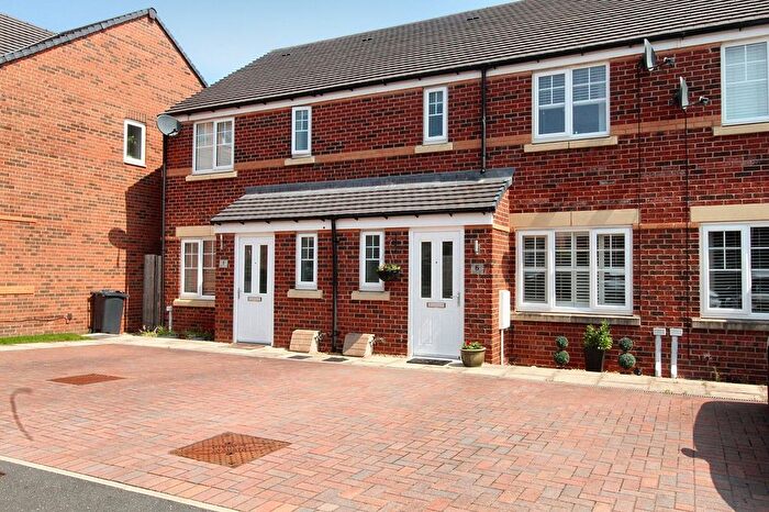 3 Bedroom Terraced House For Sale In Llys Garmon, Oakenholt, CH6