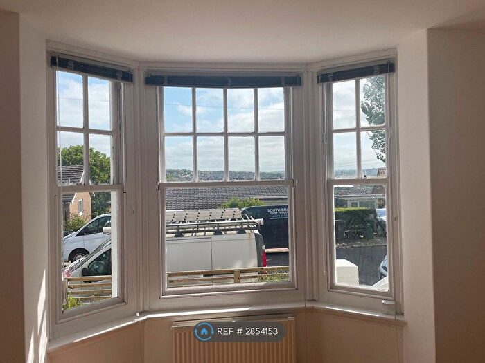 1 Bedroom Flat To Rent In Inwood Crescent, Brighton, BN1