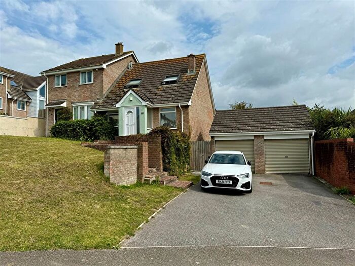 3 Bedroom Property To Rent In Parc Godrevy, Newquay, TR7