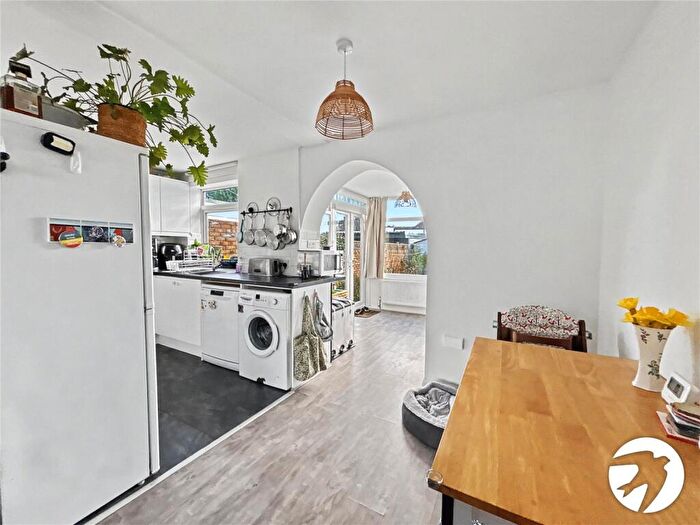 3 Bedroom Terraced House For Sale In Rosebery Avenue, Sidcup, Kent, DA15