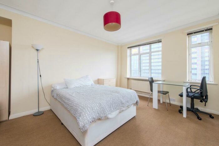 Flat To Rent In Euston Road London, NW1