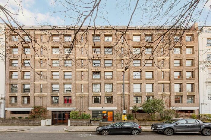 1 Bedroom Flat To Rent In Queensborough Terrace, London, W2