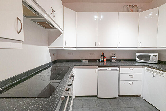 7 Bedroom Terraced House To Rent In Tennyson Road, Southampton, SO17