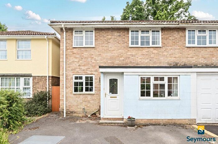 4 Bedroom Semi-Detached House For Sale In Cumberland Avenue, Guildford, Surrey, GU2