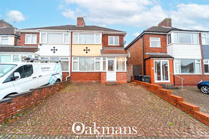 3 Bedroom Semi Detached House For Sale In Ryde Park Road, Rednal, Birmingham, B45