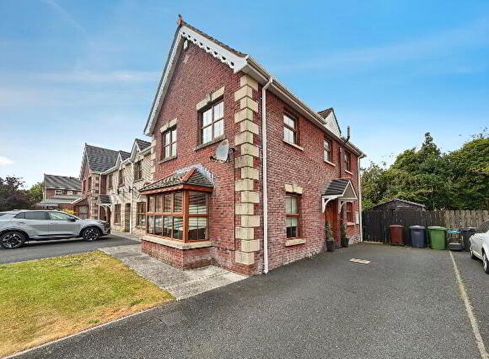 3 Bedroom TownHouse For Sale In Chestnut Hall Mews, Maghaberry, BT67