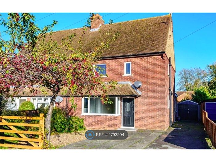 4 Bedroom Semi-Detached House To Rent In Rupert Avenue, High Wycombe, HP12