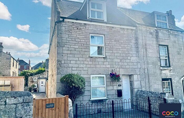 3 Bedroom Semi-Detached House For Sale In High Street, Fortuneswell, DT5