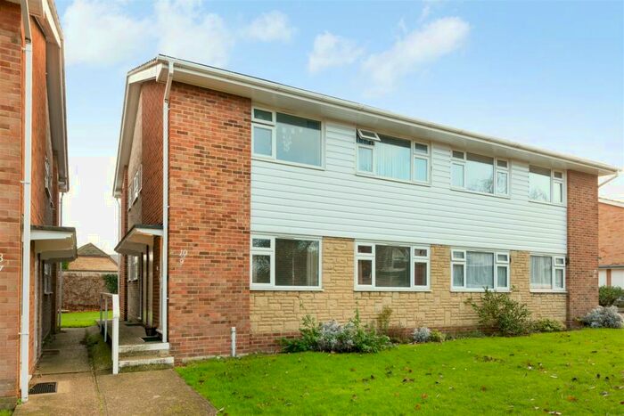 2 Bedroom Flat To Rent In Maugham Court, Saddleton Road, Whitstable, CT5