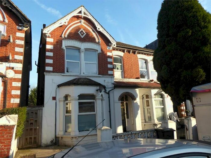 1 Bedroom Flat To Rent In Whitworth Road, London, SE25