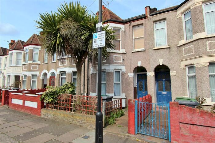 2 Bedroom Flat To Rent In Roseberry Gardens, Harringay, N4