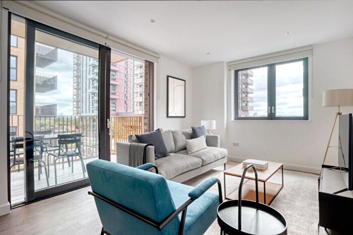 2 Bedroom Apartment To Rent In Vanguard Way, London, E17