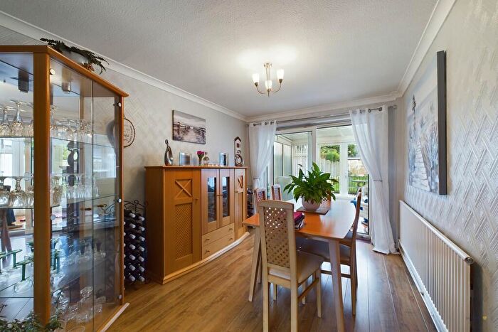 3 Bedroom Semi-Detached House For Sale In Winsford Crescent, Hillcroft Park, Stafford, ST17