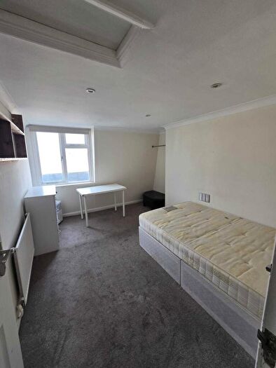 4 Bedroom Maisonette To Rent In Bedford Square, Brighton, BN1