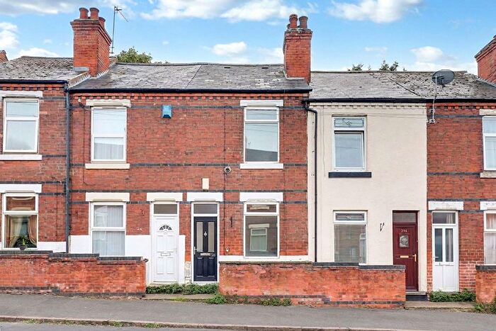 2 Bedroom Terraced House For Sale In Gordon Road, Thorneywood, NG3