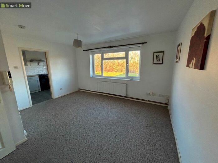 1 Bedroom Flat To Rent In Waltham Close, Peterborough, Cambridgeshire., PE1