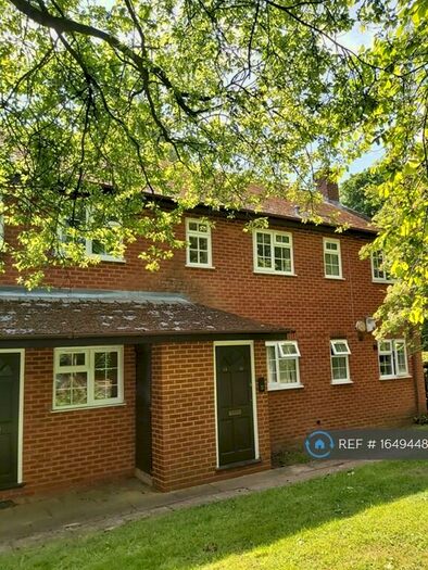2 Bedroom Flat To Rent In Pakenham Village, Birmingham, B15