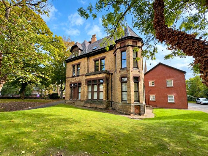 2 Bedroom Apartment For Sale In Linnet Lane, Liverpool, Merseyside, L17