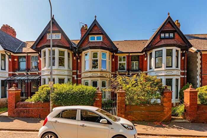 4 Bedroom House For Sale In Pencisely Road, Llandaff, Cardiff, CF5