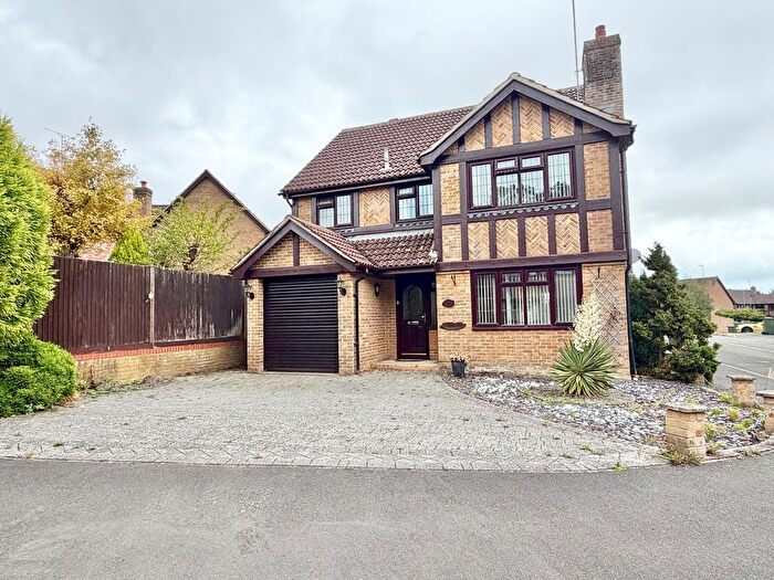 4 Bedroom Detached House For Sale In Oakfield Way, Bexhill-On-Sea, TN39