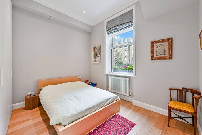 2 Bedroom Flat For Sale In Shirland Road, Maida Vale, London, W9