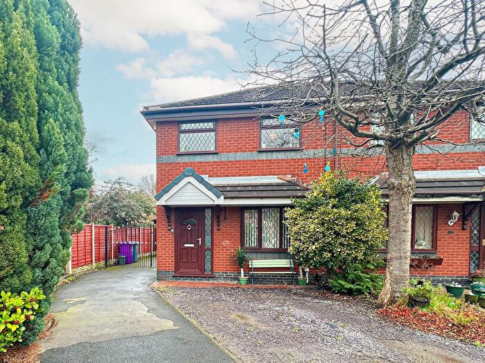 3 Bedroom Semi Detached House For Sale In Canterbury Park, Liverpool, L18