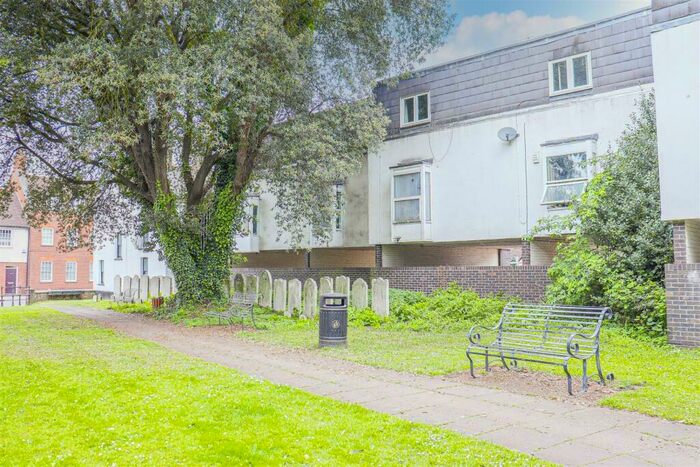 1 Bedroom Flat To Rent In Church Row, Ware, Herts, SG12