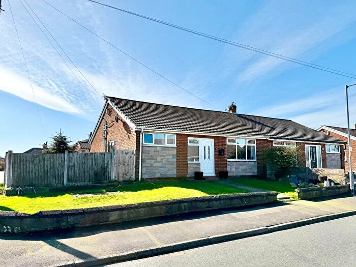 2 Bedroom Semi-Detached Bungalow For Sale In Clifton Drive, Blackrod, Greater Manchester, BL6