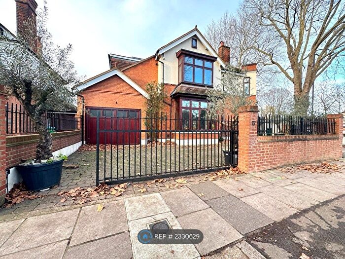6 Bedroom Detached House To Rent In Cole Park Road, Twickenham, TW1