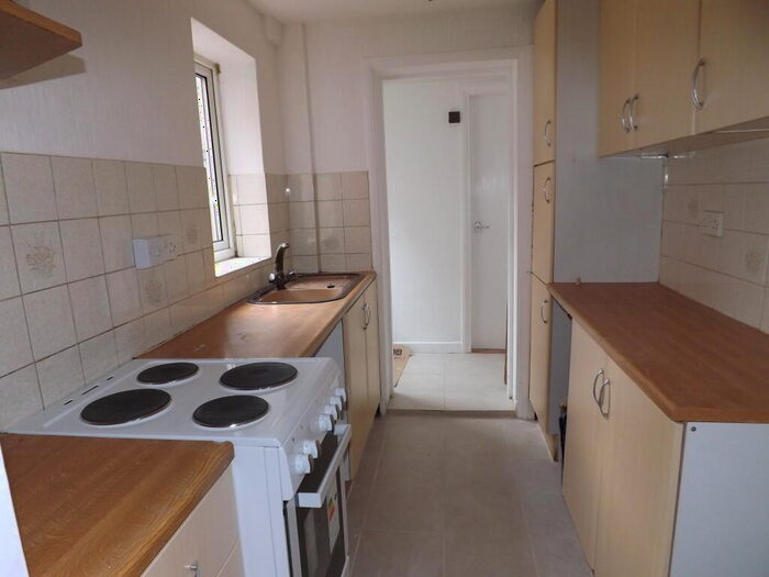 3 Bedroom Terraced House To Rent In Institute Street, Stanton Hill, NG17