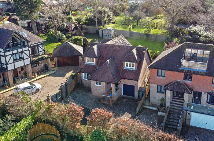 3 Bedroom Detached House For Sale In Egypt Copse, Cowes, PO31