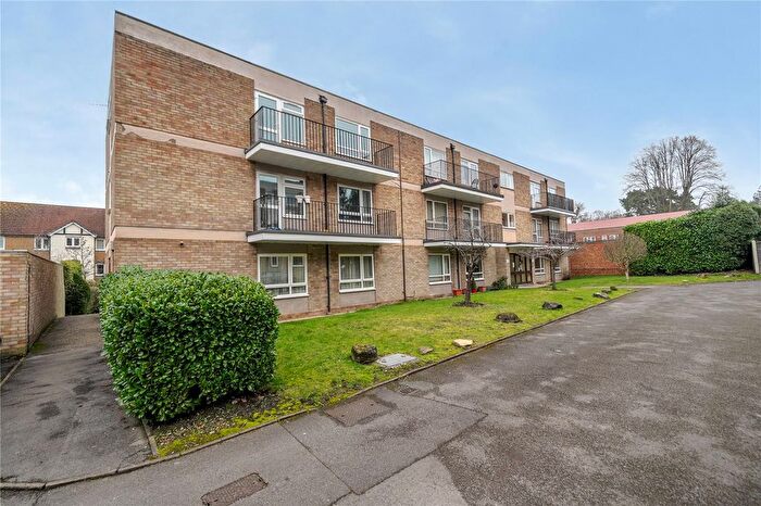 2 Bedroom Flat To Rent In Lansdown Court, Upper Park Road, Camberley, Surrey, GU15