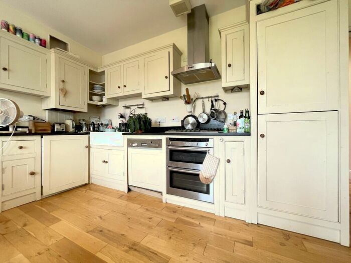 2 Bedroom Apartment To Rent In Percival Court, Percival Road, BS8