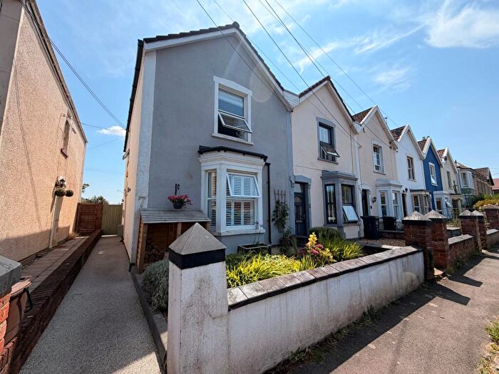 2 Bedroom End Of Terrace House For Sale In Springfield Road, Pill, Bristol, BS20