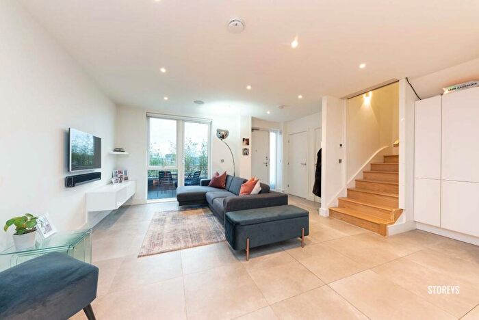 2 Bedroom Penthouse To Rent In Wadeson Street, Bethnal Green, London, E2