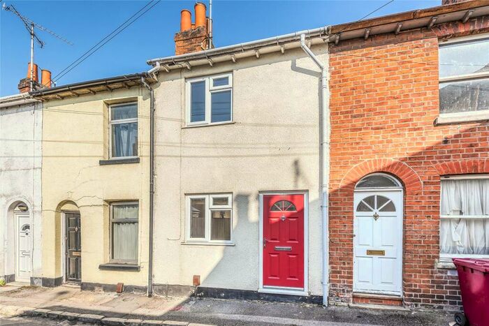 2 Bedroom Terraced House To Rent In Upper Crown Street, Reading, Berkshire, RG1