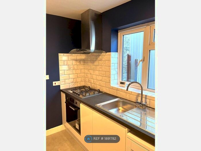 3 Bedroom Terraced House To Rent In Altmore Avenue, London, E6