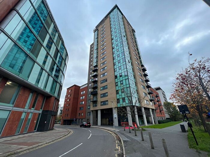 1 Bedroom Flat To Rent In Cam Road, London, E15