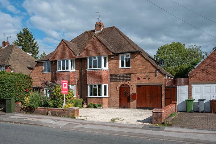 4 Bedroom Semi-Detached House For Sale In Tanworth Lane, Shirley, Solihull, B90