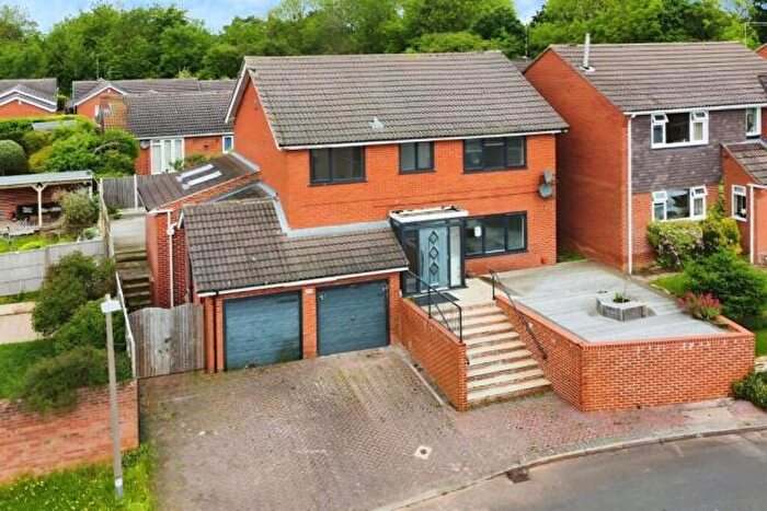 4 Bedroom Detached House For Sale In Tracy Close, Beeston, Nottingham, Nottinghamshire, NG9