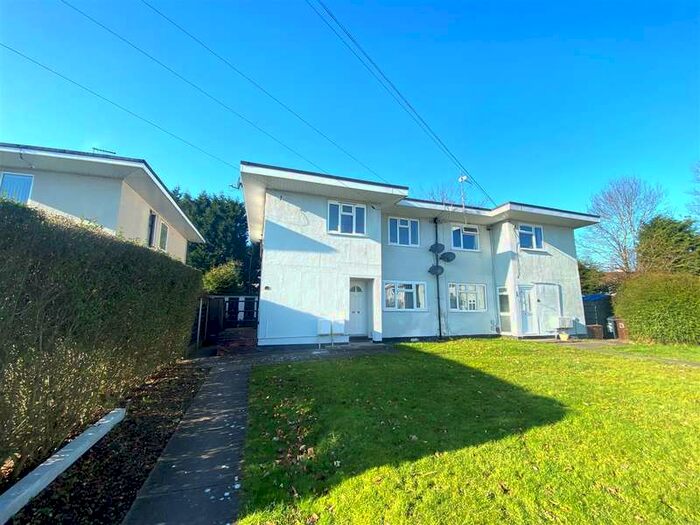 2 Bedroom Maisonette Flat To Rent In Elmdon Close, Solihull, Solihull, B92