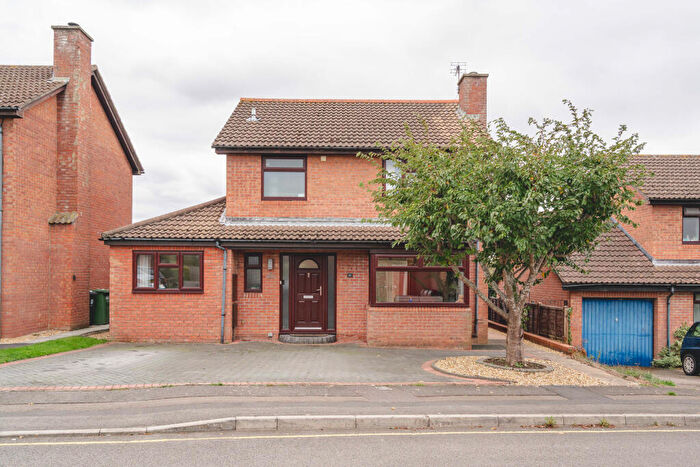 3 Bedroom Detached House For Sale In Fabian Drive, Stoke Gifford, Bristol, BS34