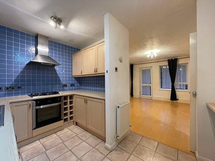 1 Bedroom Flat To Rent In Abbeyfields Close, London, NW10